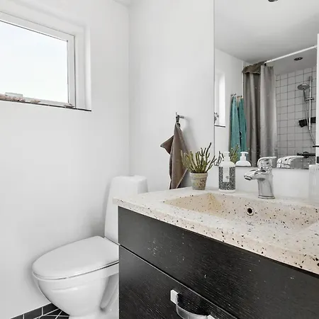 Beautiful In With Kitchen * Allinge-Sandvig