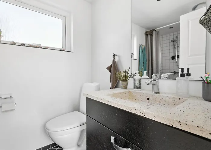 Beautiful In With Kitchen * Allinge-Sandvig